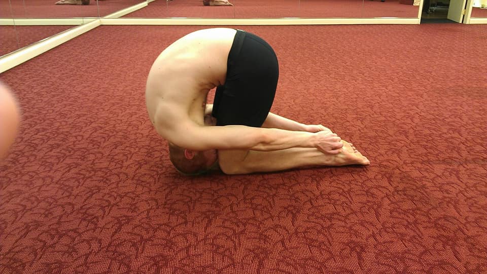 23-Rabbit-Pose-5-Lucas-Lambert