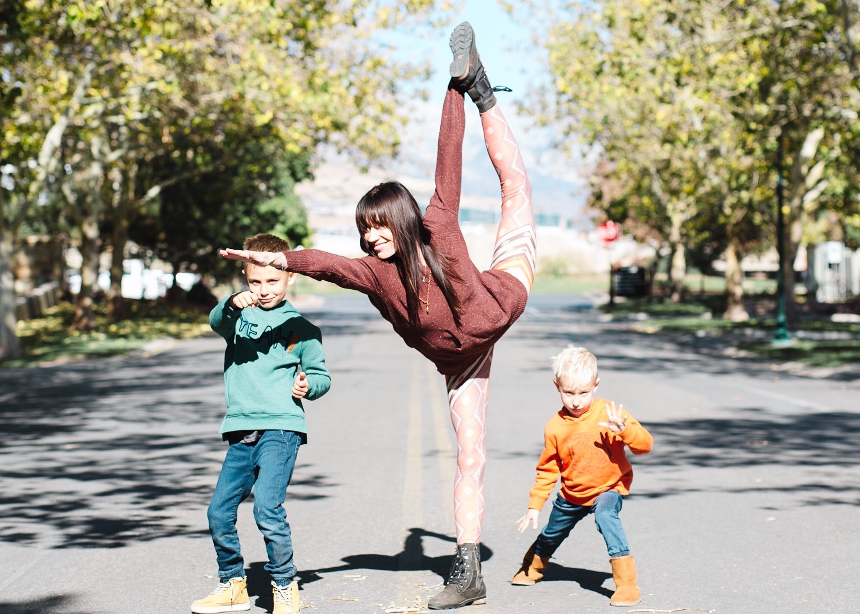 6-Standing-Bow-Pulling-Pose-2