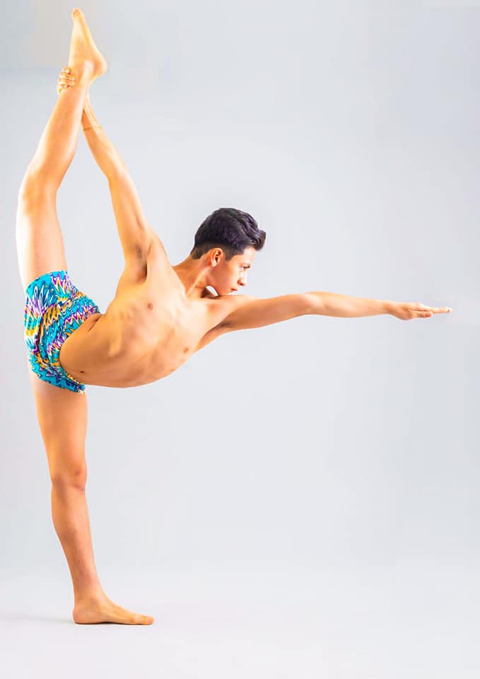 6-Standing-Bow-Pulling-Pose-21-Vaxal-Bikram