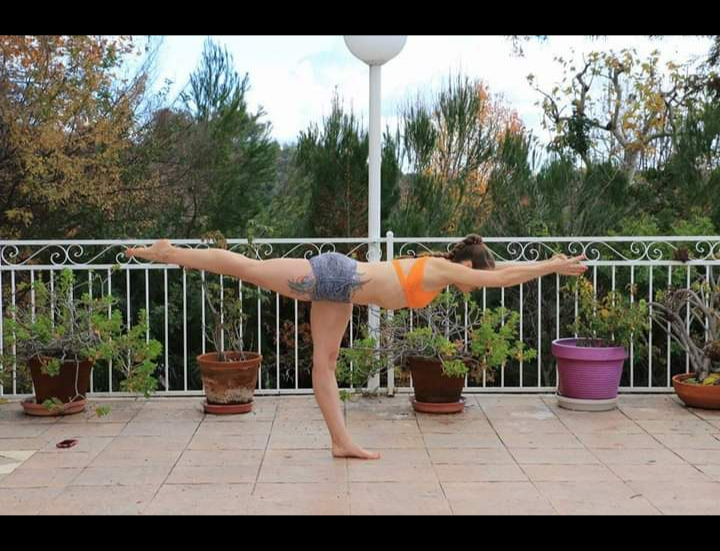 7.-Balancing-Stick-Pose-Jessica-Joy-M