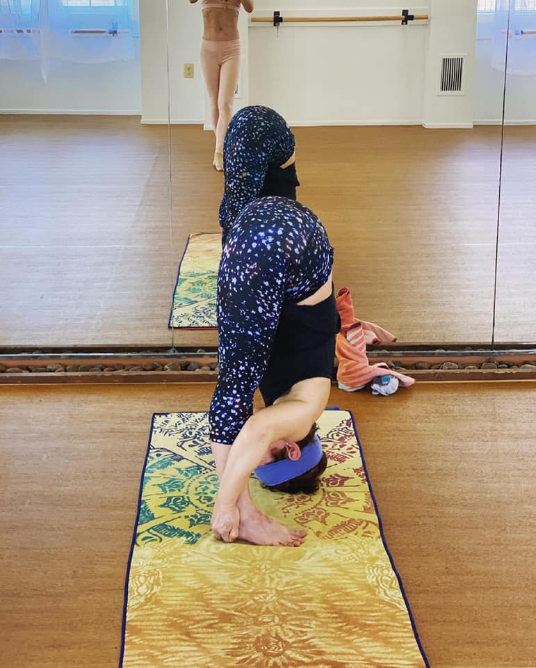 8-Standing-Separate-Leg-Stretching-Pose-7-Lisa-Pafe